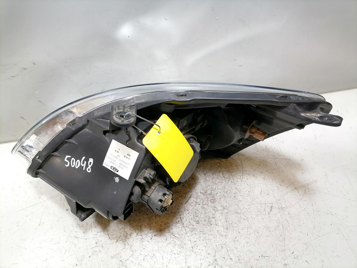 Hyundai Matrix original Scheinwerfer vorn rechts Halogen Facelift Bj.2009